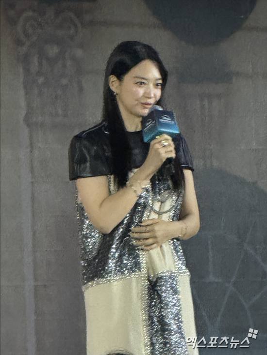 신민아와 김우빈의 결혼, 혼전임신 루머에 대한 공식 입장과 팬들의 반응