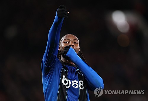 '<b>손흥민</b> 떠난 빈자리 너무 크네'…토트넘, 아직도 SON <b>대체자</b> 찾는다→...