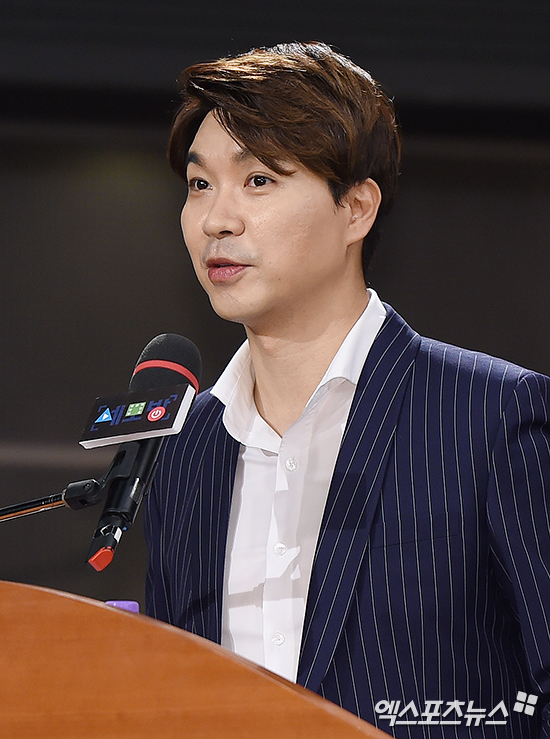 [속보] '20억 <b>횡령</b>' <b>박수홍 친형</b>, 법정 구속됐다… 2심서 징역 3년 6개월