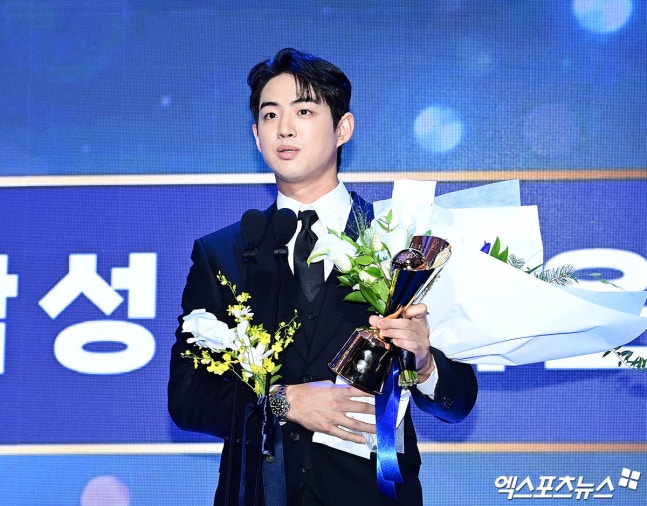 최소 250억 돌파? 삼성 원태인→구자욱 '다년계약 2연타' 도전…'2026 윈 나우' 목숨 건 이유 있네