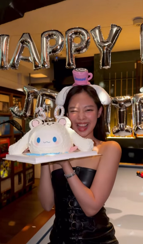 HAPPY BIRTHDAY ジェニーの30歳の誕生日を迎える