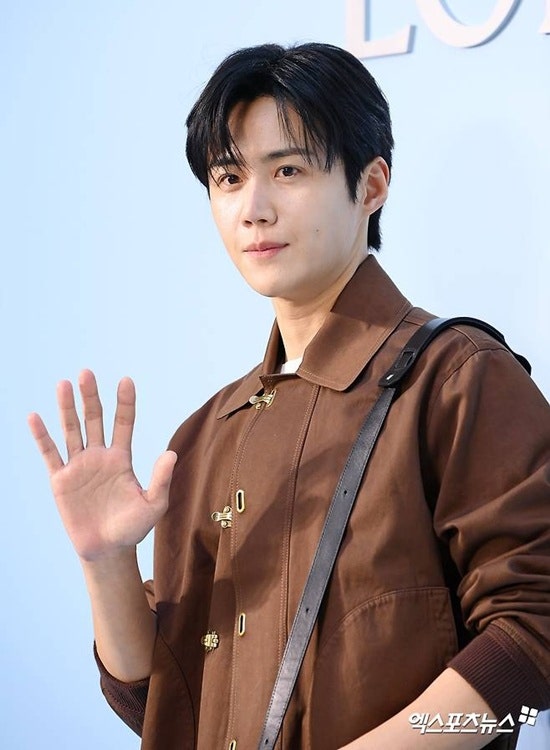 [공식] 김선호, 1인 법인 계좌로 정산금 수령…前 소속사 측 "배우 요청이었다"