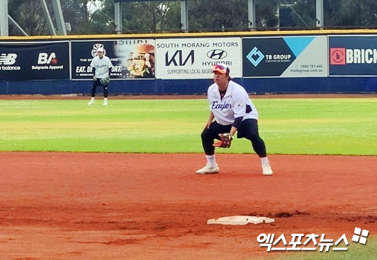 노시환 홈런+페라자 2루타+'1루수' 강백호 멀티히트 '쾅쾅'…한화 다이너마이트 타선 미쳤다! 첫 라이브 BP 어땠나 [멜버른 현장]