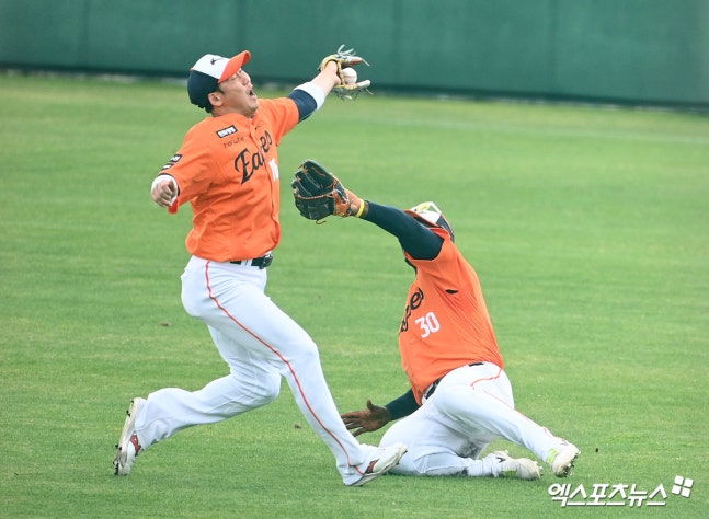한화, 日 최하위 지바롯데에 0-18 크게 혼났다…마운드 집단 부진→상상초월 참패 [오키나와:스코어]