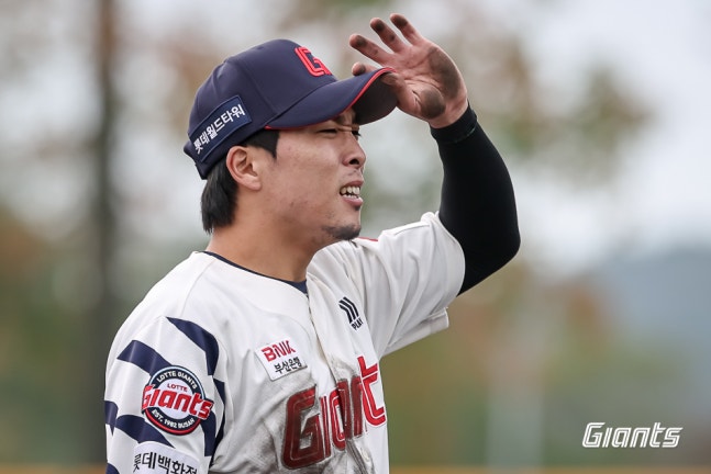 "한 선수는 안타깝게 팀 떠났다" 前 단장 발언, '원정도박→50G 정지' 김동혁 때아닌 방출설? 구단 극구 부인, 곧 근신 해제 [미야자키 캠프]