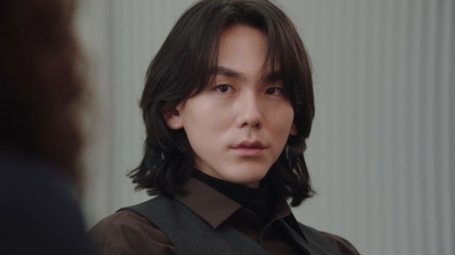 鄭珆贊精湛演繹《申醫生》天才醫生申主神的愛與職業人生