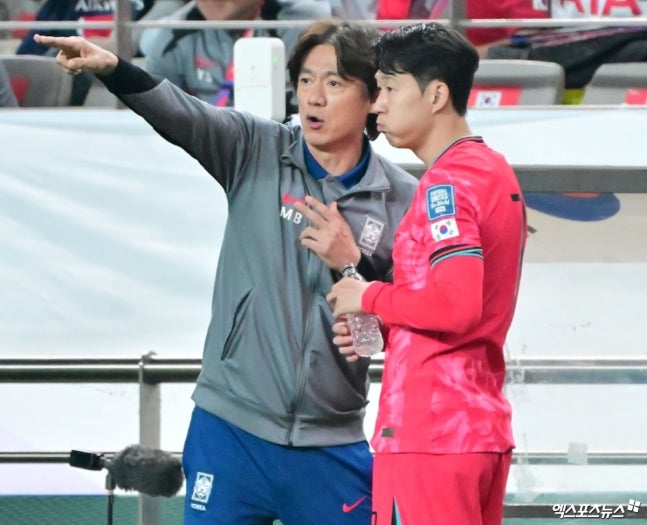 [오피셜] 홍명보 공식발표 "손흥민 선발서 빼라" 요구에 답하다… "팀의 중심, 의심 한 번도 안 해"