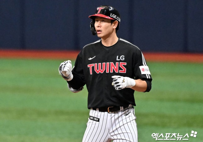 염경엽 감독 결단! 주춤한 홍창기 하위 타선 보냈다…'AVG 0.435' 천성호 리드오프 투입 [잠실 현장]