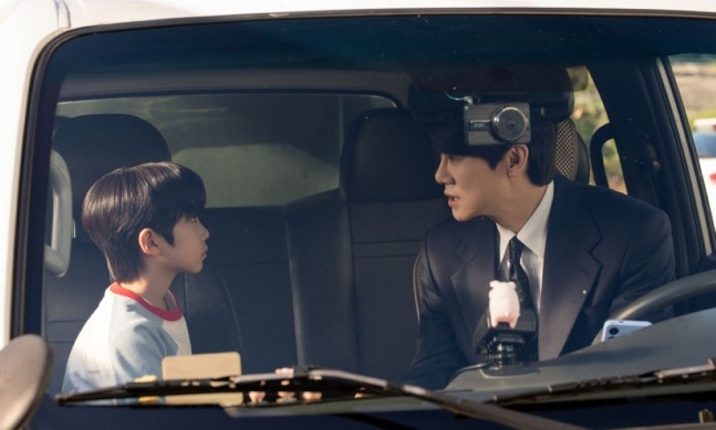 《神與律師事務所》申以朗溫暖人文救援 引爆生死危機吸引觀眾目光