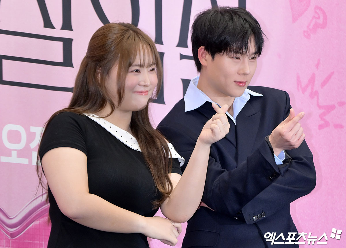 '<b>연애실험실</b>' <b>찰스엔터</b> "방송에서 하면 안되는 말, 날 것 그대로 해" [엑...