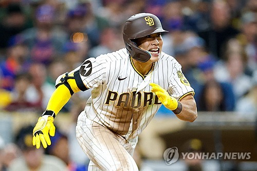 '9번 타자' 송성문, 김하성 앞에서 존재감 폭발! 적시타 쾅→도루까지 성공…샌디에이고는 연장 혈투 끝 애틀랜타전 7-6 끝내기 승리