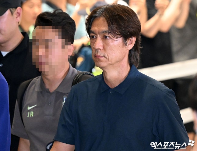 <b>홍명보</b> 귀국 이틀 만에 '<b>미국행</b>'…"내분 없었다" 단호한 입장→"손흥민...