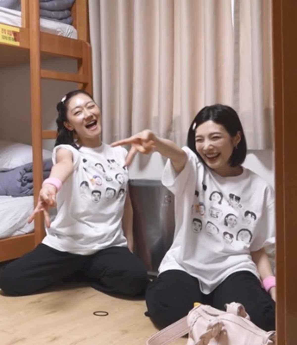 조이·박경혜, <b>전현무</b> 취향 저격…김신영 깜짝 등장한 '하계 수련회' 현...