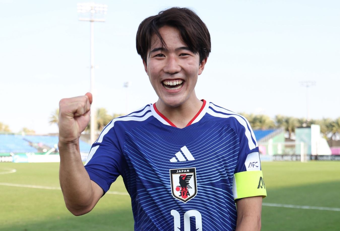 '한국 축구 탈탈 털고 MVP'…日 19세 초신성, 월드컵 못 갔는데 빅리그 입성→발렌시아 도착+5년 계약 사인 눈 앞