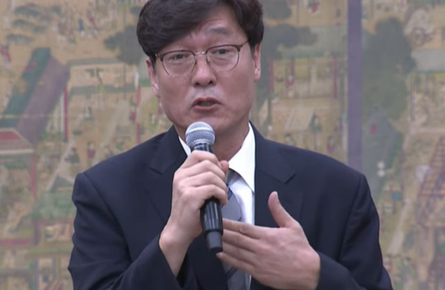 '홍명보 선임 단독 드리블' 이임생, 국회 청문회가 누른다…정몽규·홍명보도 증인으로→손흥민·황희찬 등 현직 선수도 참고인 호출