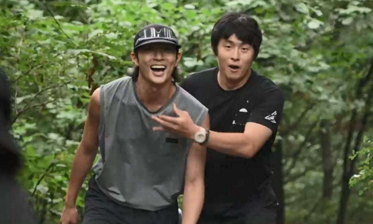 '한재아' 배나라, 결혼 앞두고 숲속서 첫 <b>러닝</b>…"위기 순간만 있었다...