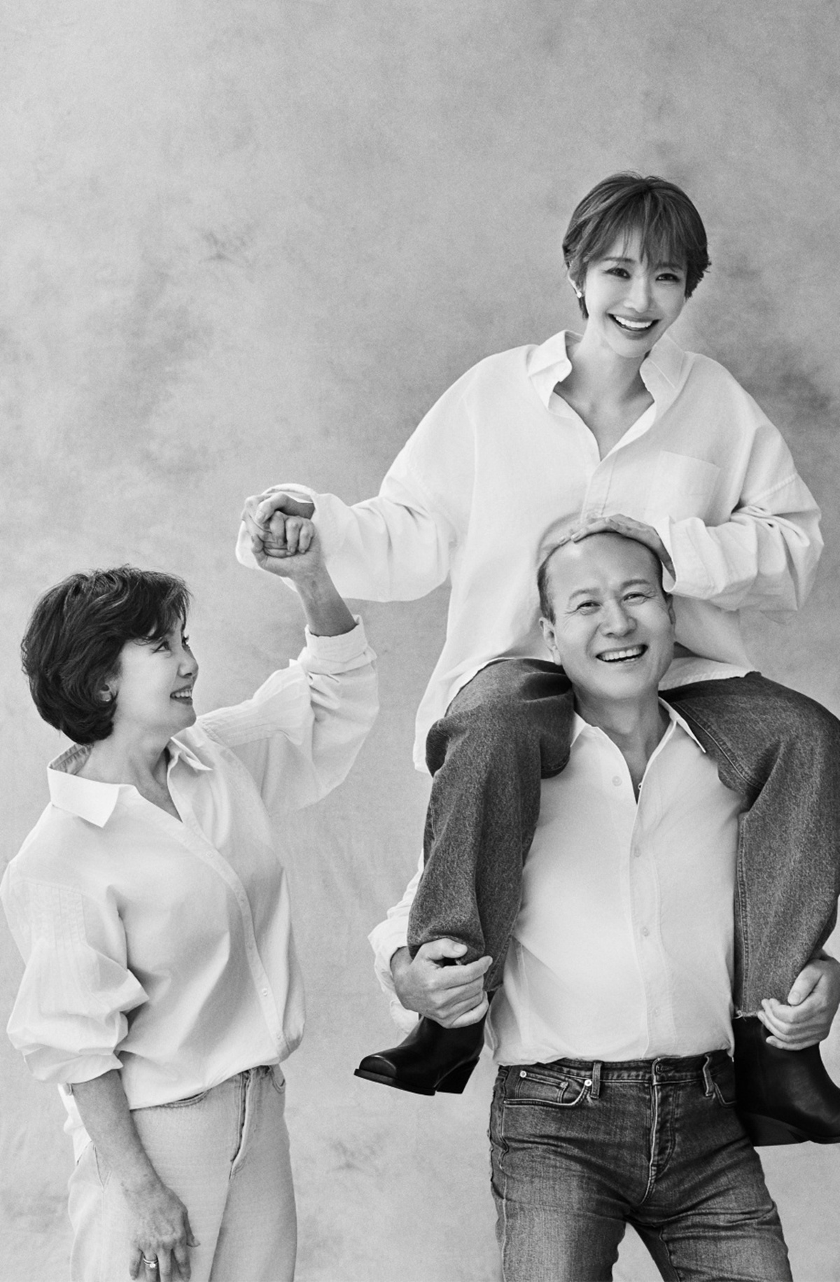 고준희, 아버지 어깨에 올라탄 40살 딸…"생후 27개월 때 목마 탔던 것처...