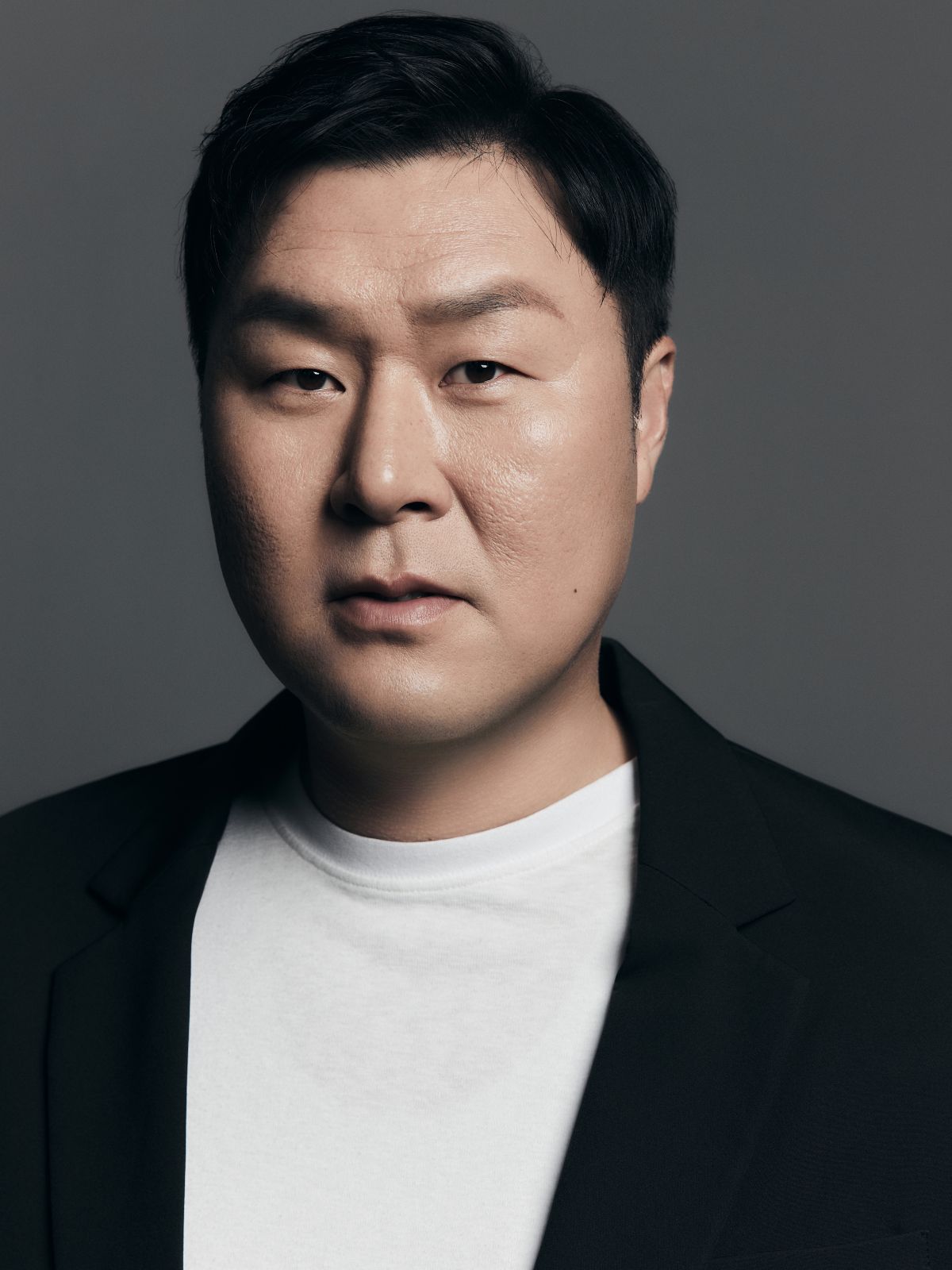 <b>윤경호</b> "'<b>김부장</b>' 13% 넘기자 비상…'묵언수행' 공약 긴급 회의까지" [엑...