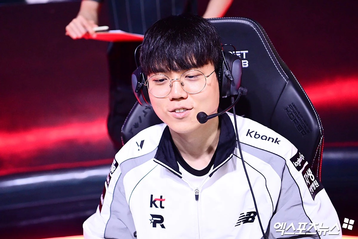 3강 체제는 없다…<b>KT</b>, 세트스코어 2대1로 <b>한화생명 제압</b> (LCK) [엑’s 현장...