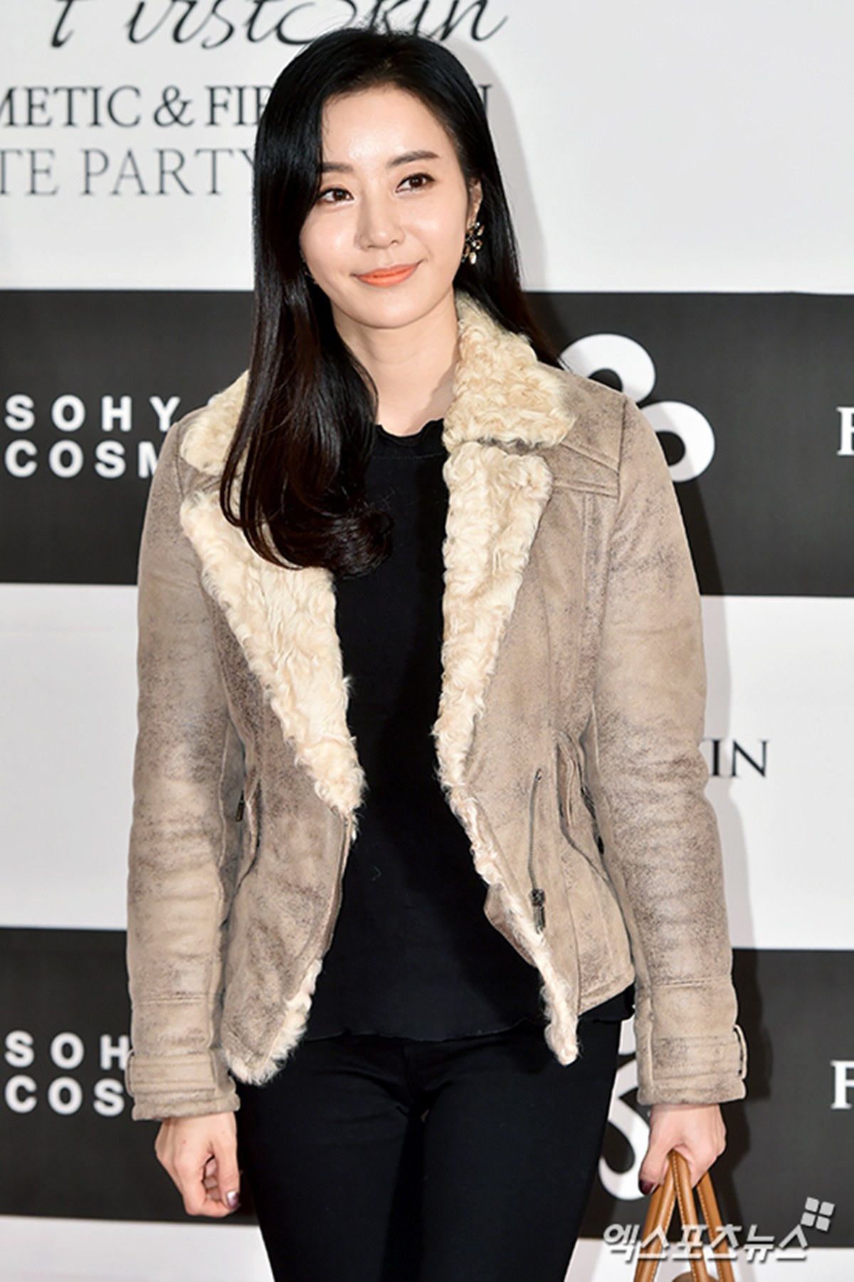 '각시탈' <b>반민정</b>, <b>9월</b> 6일 <b>결혼</b>…예비신랑은 연상의 사업가 [공식]