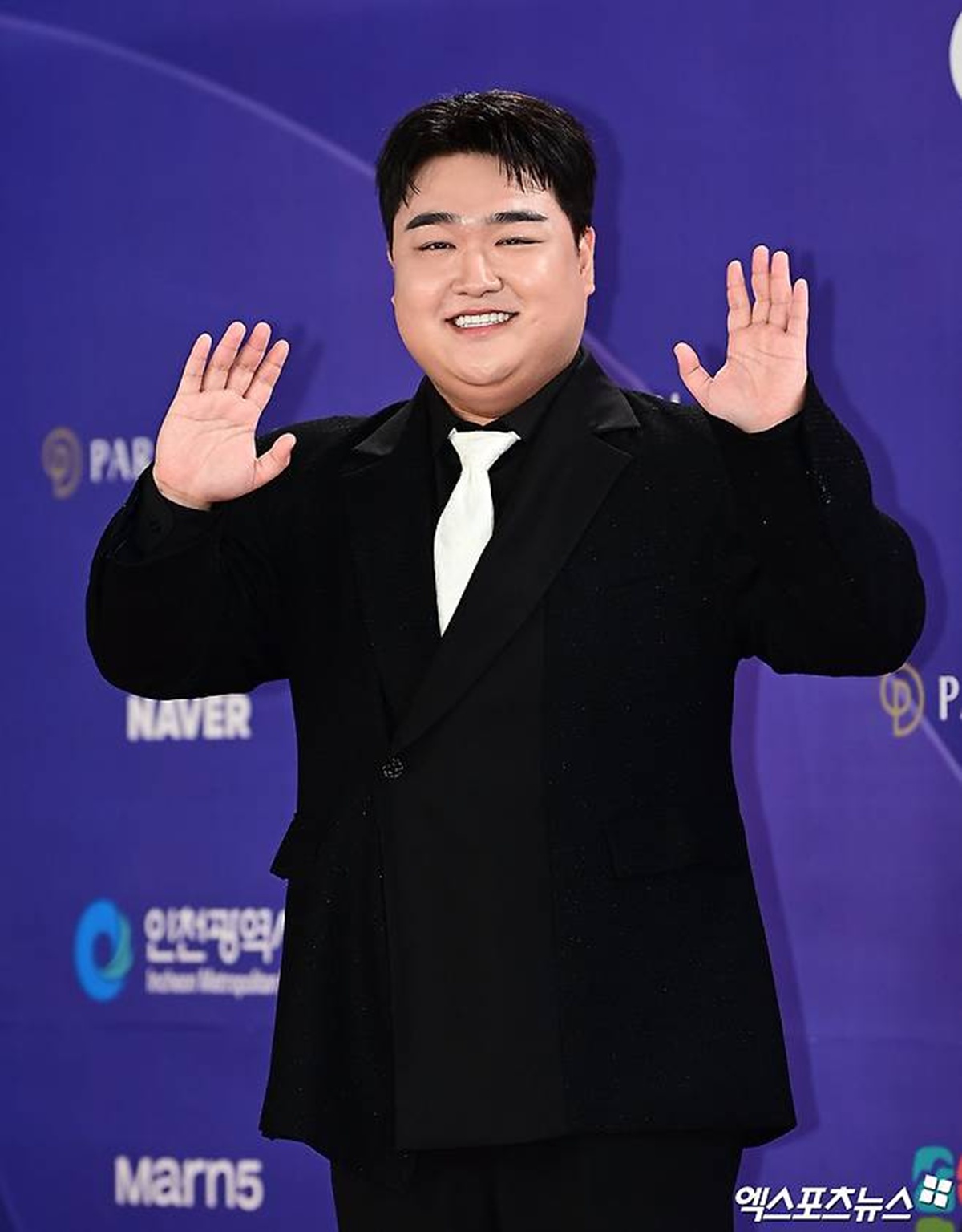"장애학생 속옷 직접 빨래"...<b>김규원</b>, <b>사회복무요원</b> 당시 '훈훈' <b>미담</b> [엑...
