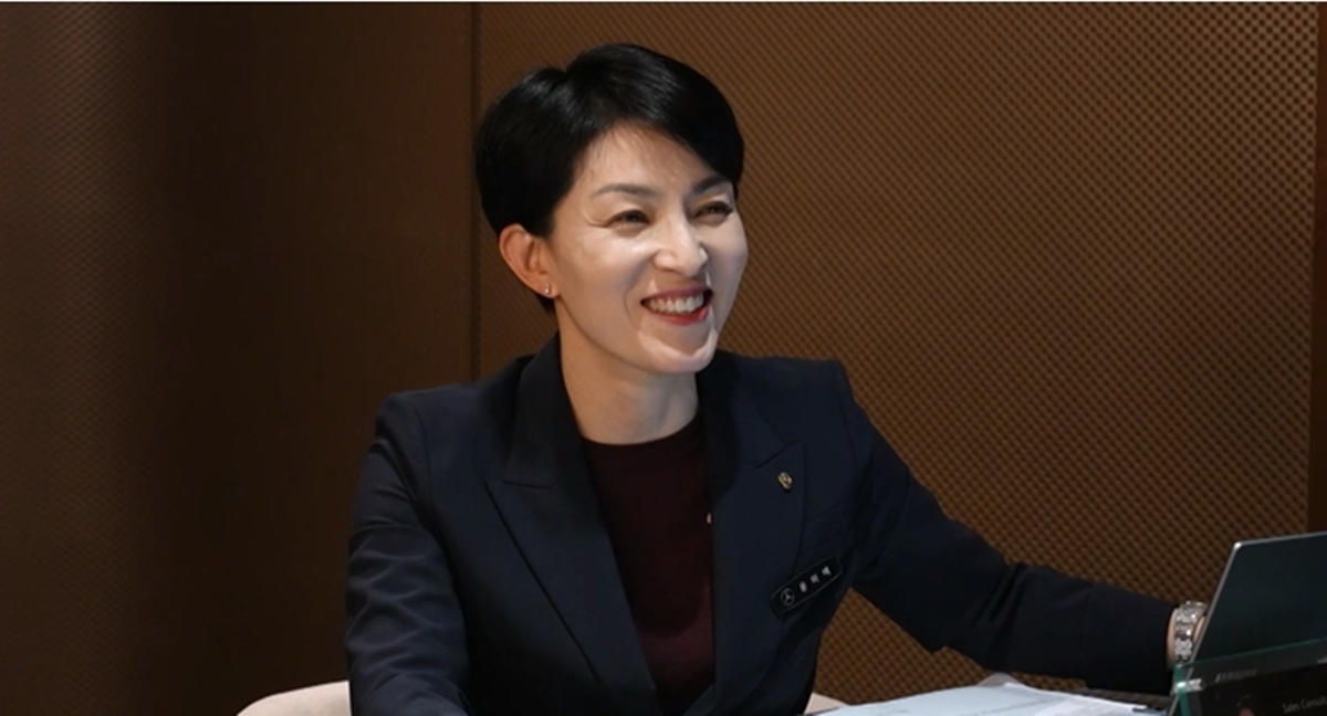 야간 상고 출신이 200억 자산가로…<b>윤미애</b>, 직접 밝힌 연봉 "최고 실적 ...