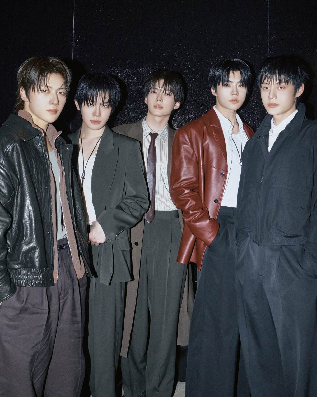 제로베이스원, 무대 의상에 '4만 개 크리스털' 두른다…'<b>케이콘</b> LA' 헤드...