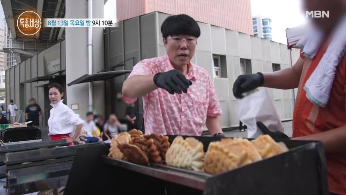 목사 된 <b>표인봉</b>, 서울역서 <b>붕어빵</b> 굽는 근황…미모의 딸 표바하도 깜짝...