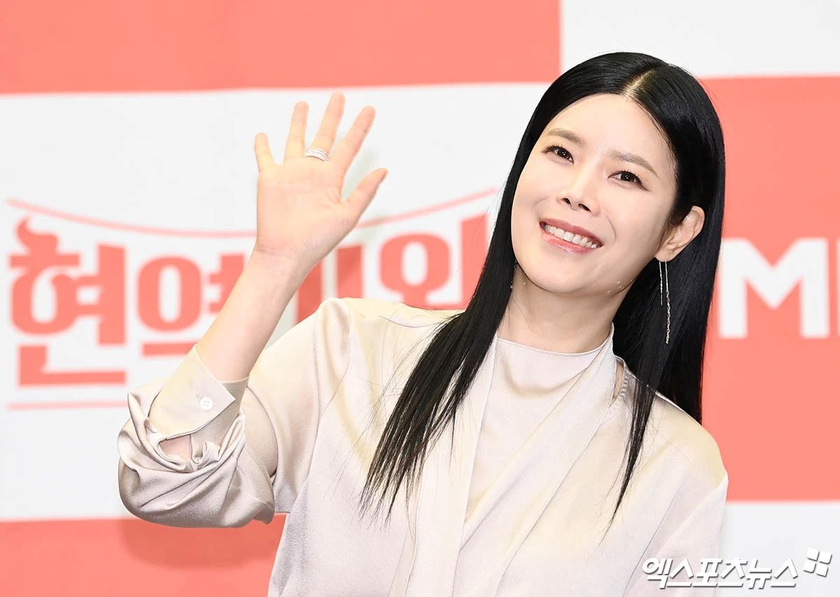 <b>린</b>, '<b>이수</b>와 <b>이혼</b>' 1년만 밝힌 가족사…"모친 간경화 투병, 간암 될까 조...