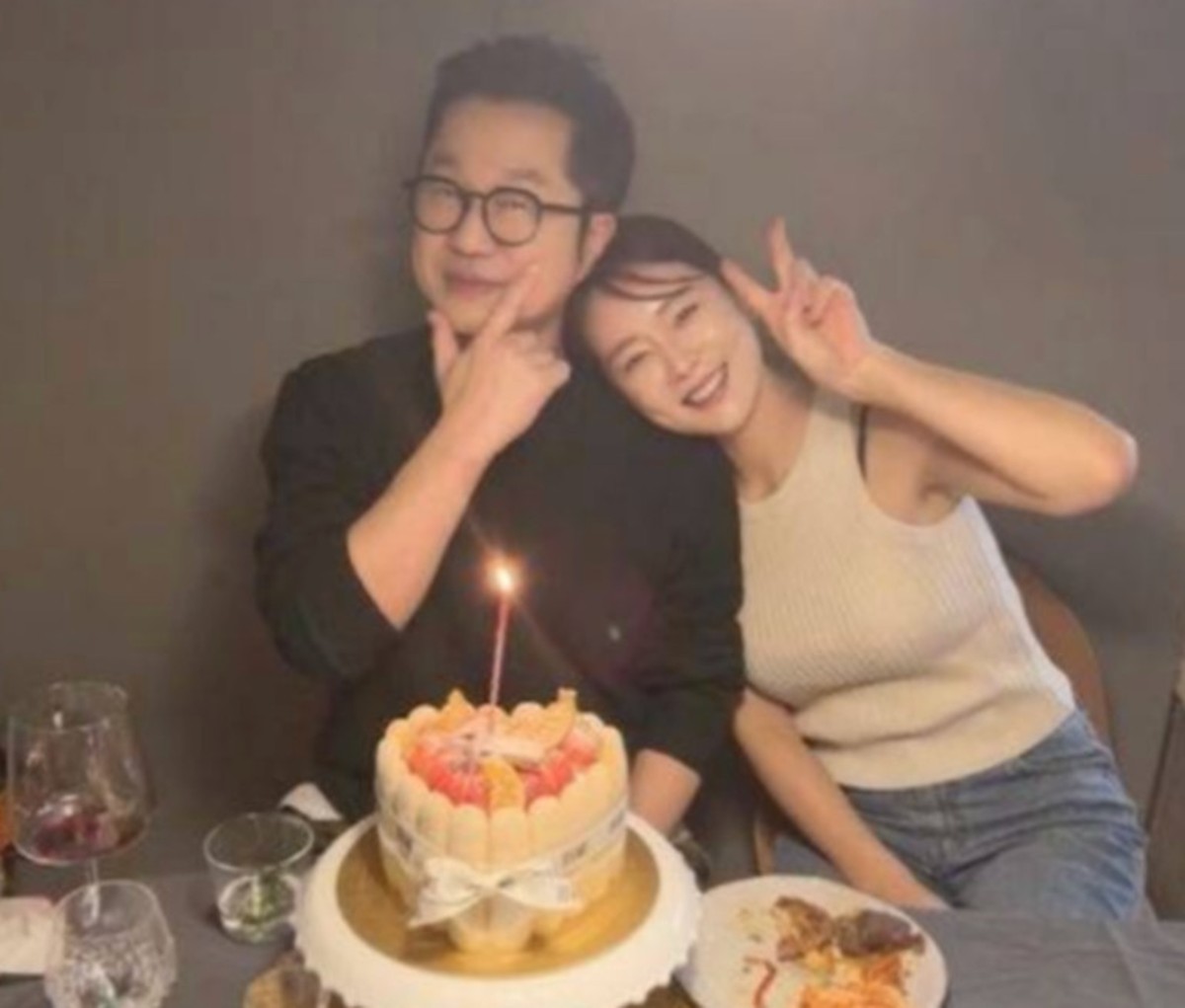 지상렬, 16세 연하 <b>신보람</b>과 열애ing…"잘 만나고 있다" (로보락 코리...