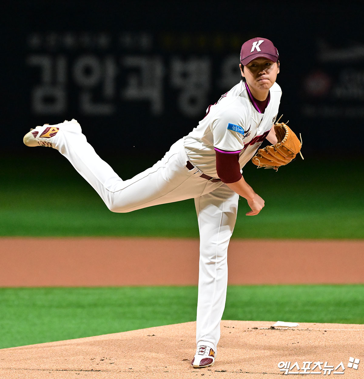 <b>하영민</b> ‘홈에서 이긴다’[포토]