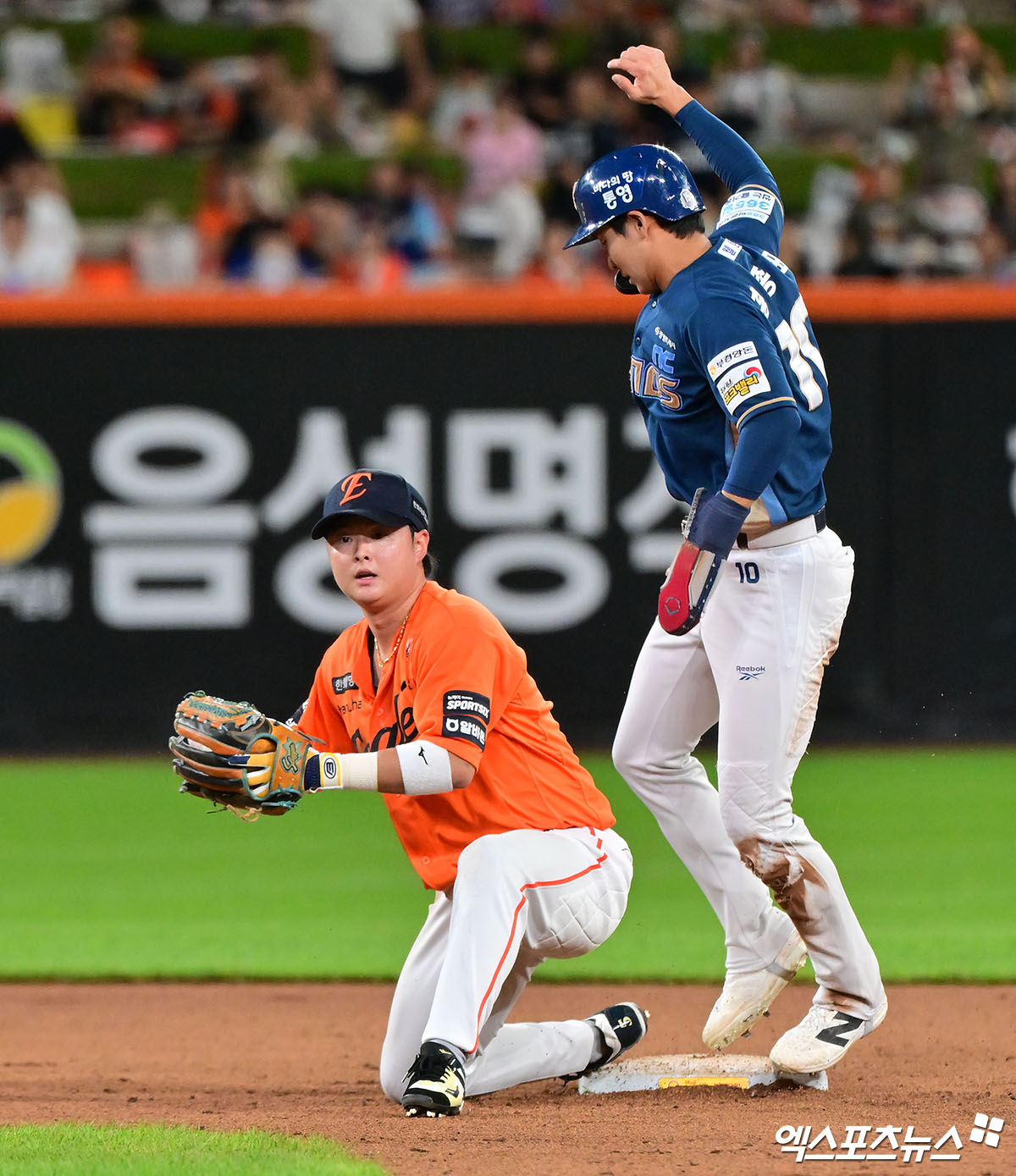 이도윤 ‘<b>병살</b>은 힘들어’[포토]
