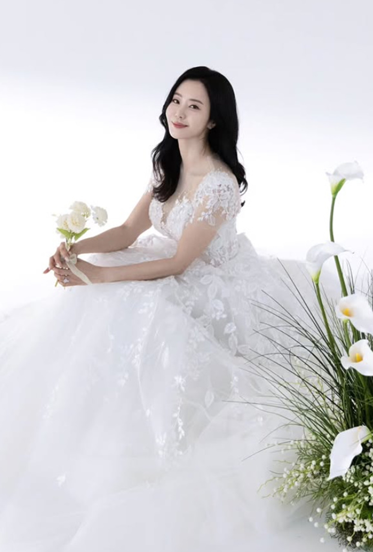 <b>반민정</b>, 오늘(6일) 연상 사업가와 <b>결혼</b>…"늦게 찾아온 인연, 행복하게...