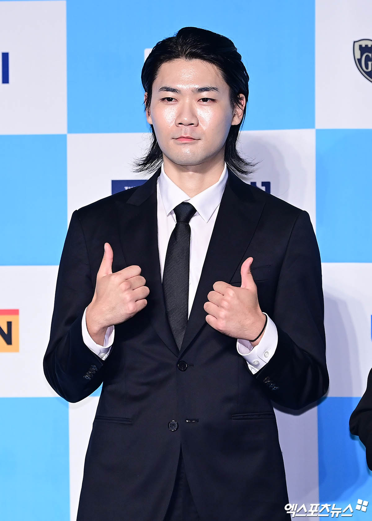 [공식] <b>닛몰캐쉬</b>, '<b>데이트 폭력</b>' <b>폭로</b> 하루만 활동 중단…소속사 "부적...