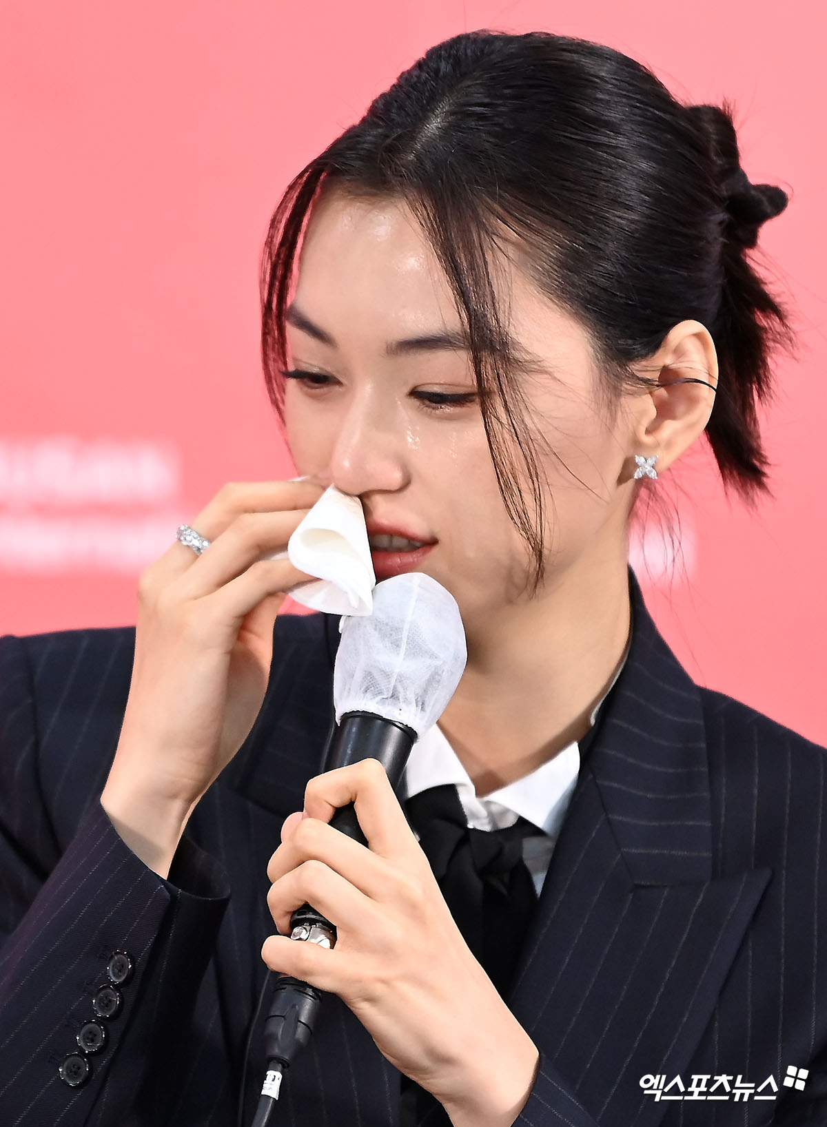 눈물 쏟은 <b>김도연</b>…"'이래서 외롭고 힘들었구나, 오디션부터 머리 띵" (...