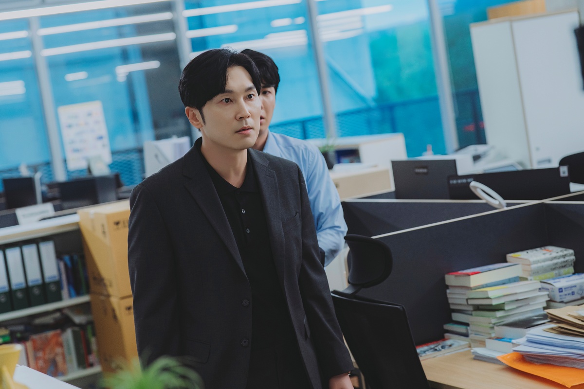 서현우 인터뷰 로또 1등도 출근합니다에서 이준혁과의 호흡과 가치관