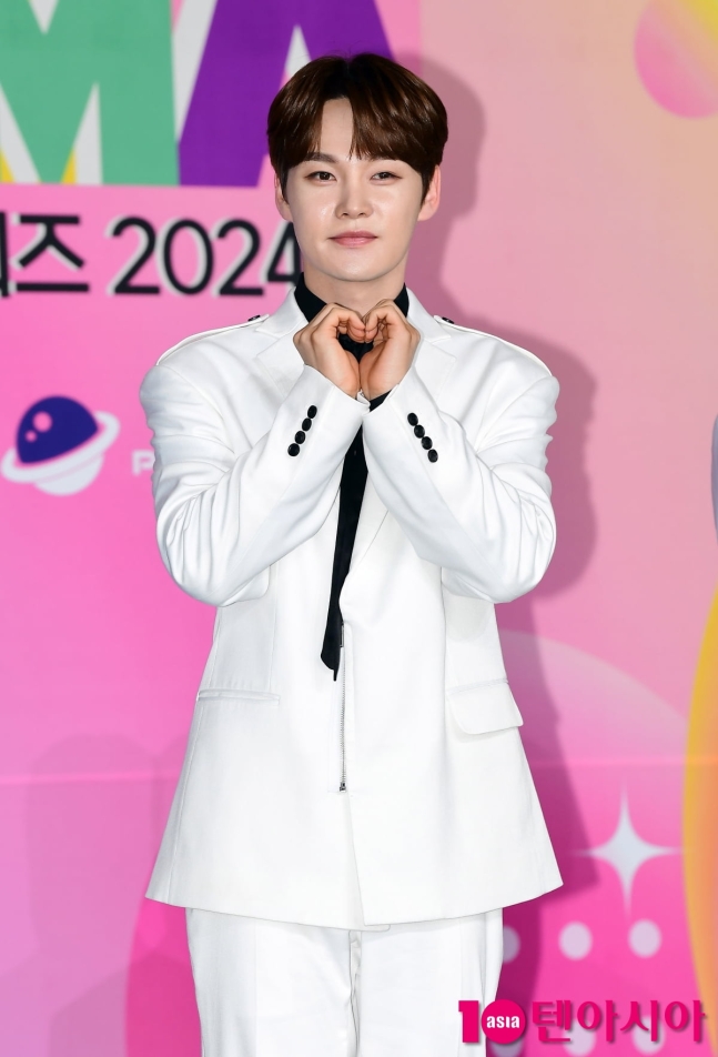 박서진, 병역 면제 판정받았다…우울증·불면증 등 때문