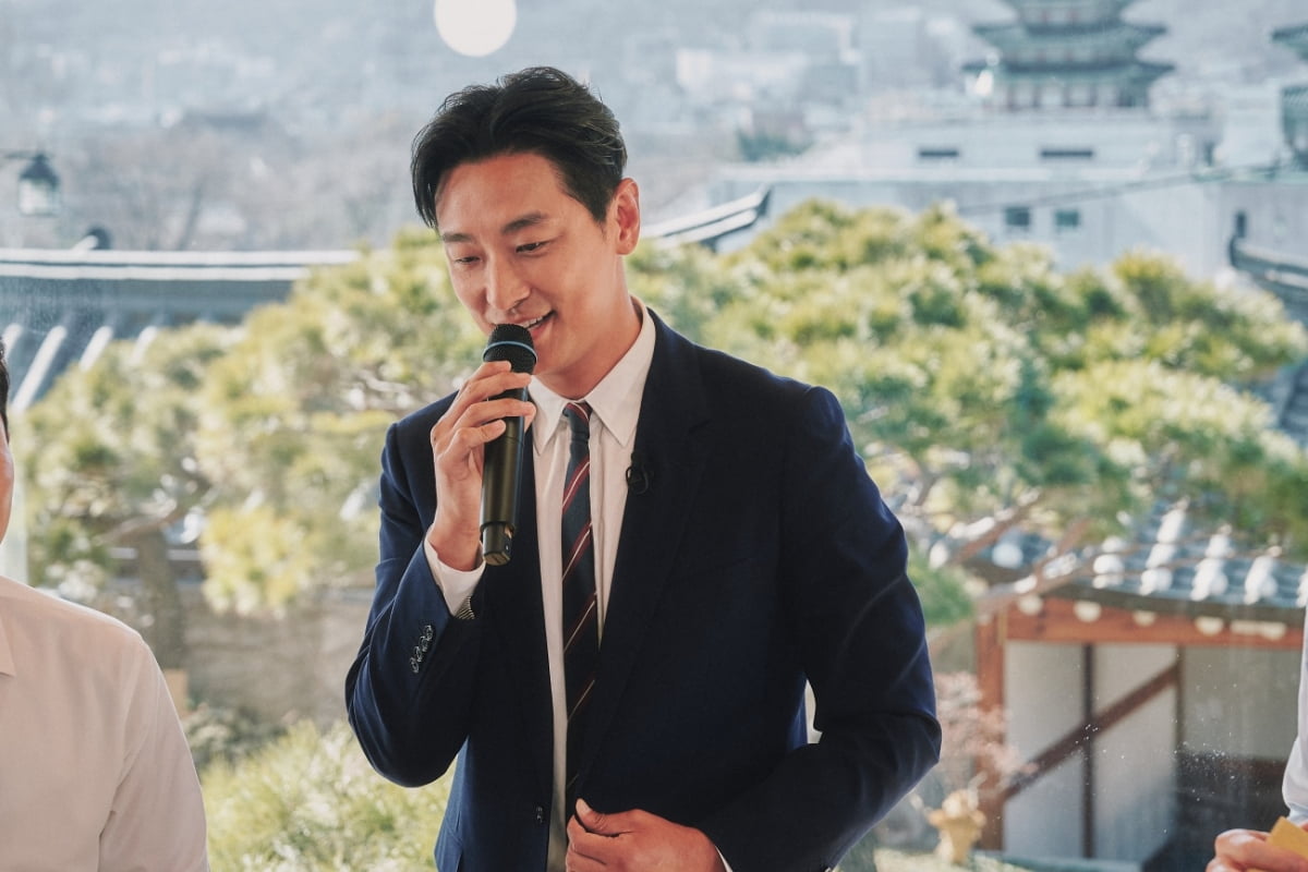 연예계 저격 사태 또 터졌다…<b>주지훈</b>, <b>김남길</b>에 반격 "세계 1등 하지 말...