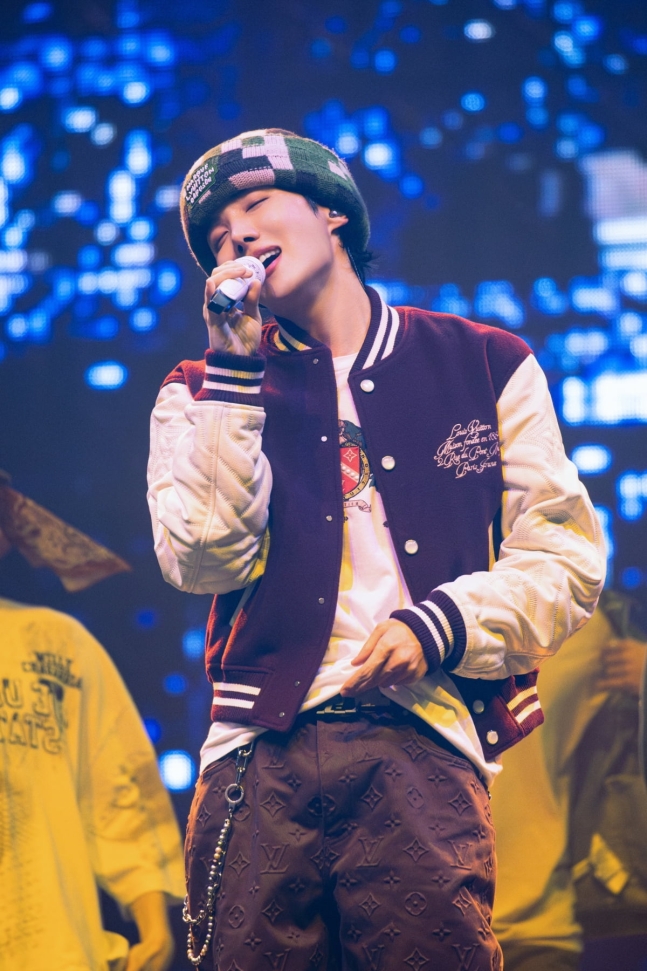 J hope American Tour