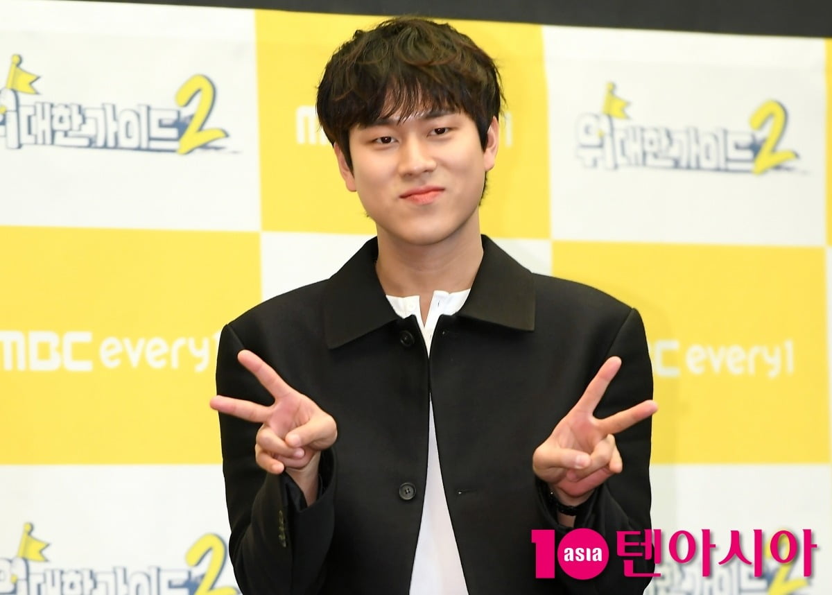 <b>이무진</b>, 7개월 만에 컴백한다…'뱁새' 발매 D-14 카운트다운