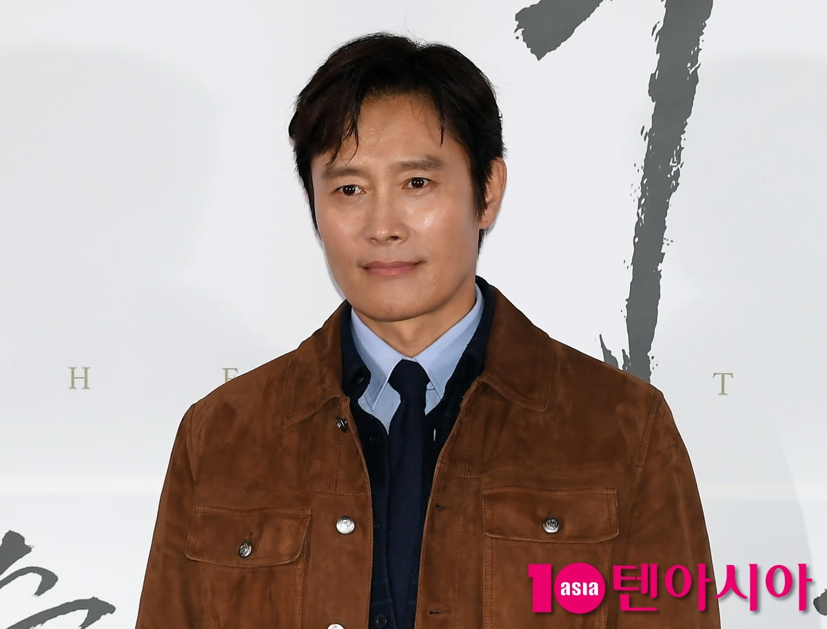 <b>이병헌</b>도 나섰다…이민정 살릴 13년차 특급 외조, 시청률 살릴 <b>사랑</b>꾼...