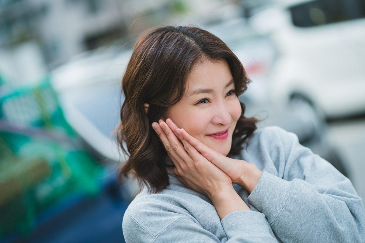 불륜 잡고 차에서 소변까지…<b>이시영</b>, 이혼 후 복귀에 다 내려놨다 [TEN피...
