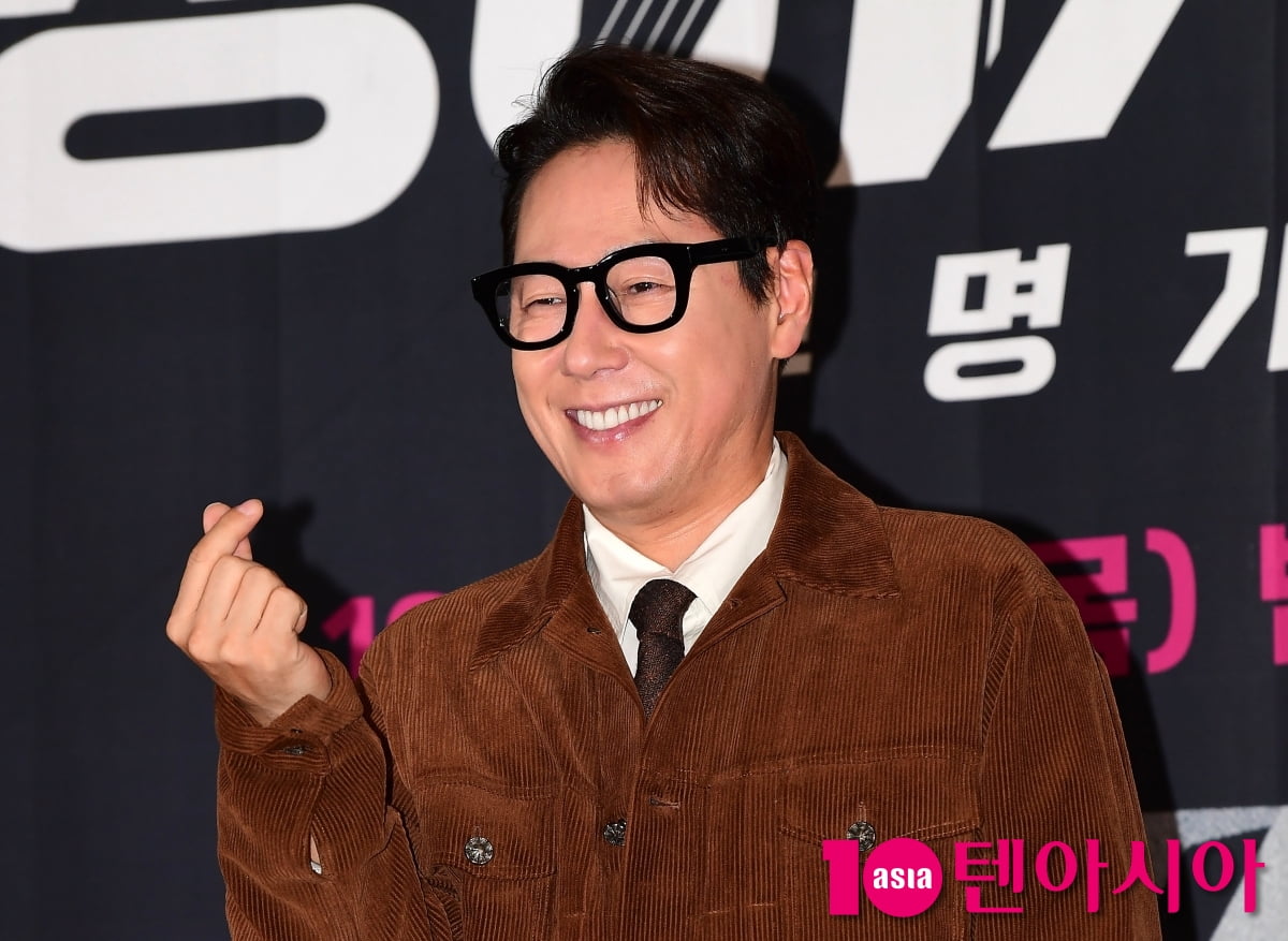 <b>윤종신</b>, 30년 투병한 <b>크론병</b> 복통에 이른 귀가 "오해 마시길"