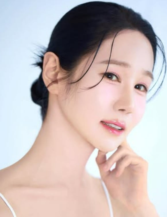[전문] '<b>나솔</b>' 돌싱 <b>16기 옥순</b>, <b>혼전임신</b> 했다…"온전히 사랑해 주는 사...