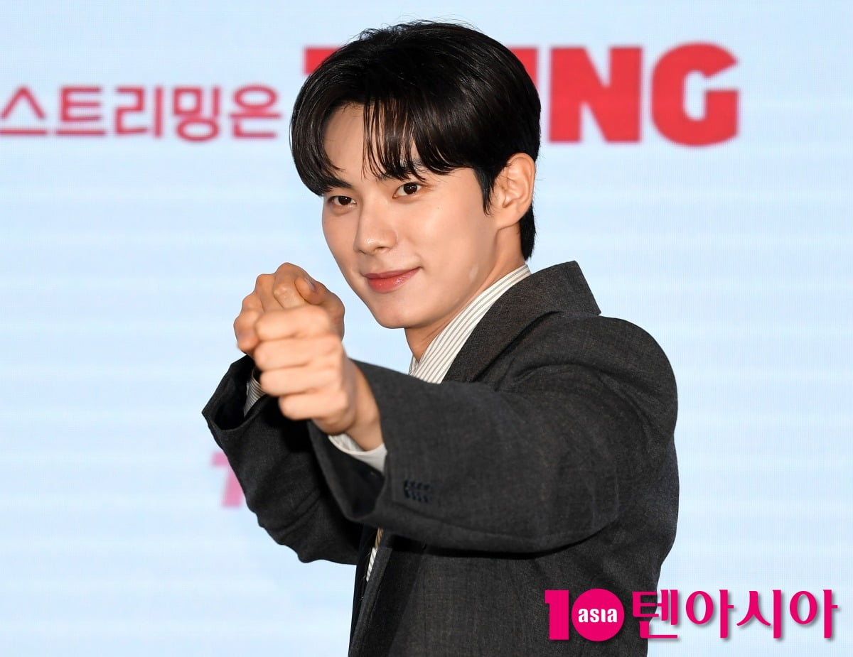 이채민, 천운의 아이콘 됐다…김수현 품에서 데뷔→<b>변우석</b> 손잡고 인생...