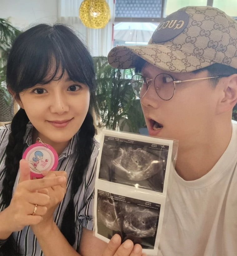 '17년 지기' <b>강은비</b>, 40세에 엄마 된다…결혼 5개월 만에 <b>임신</b> [전문]