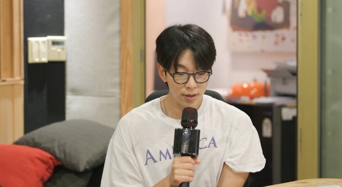 <b>윤현민</b>, '<b>유승호 닮은꼴</b>' 이복동생 축가 맡았다…"나보다 배우 비주얼"...