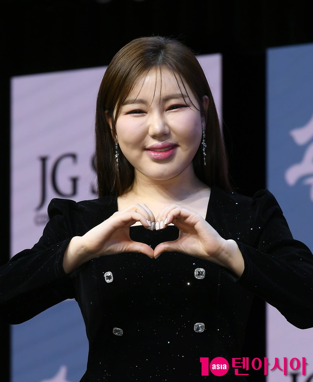 <b>송가인</b>, 살 너무 빠져 걱정 끼친 상황…"바람 불면 날아갈 듯"('편스토랑...