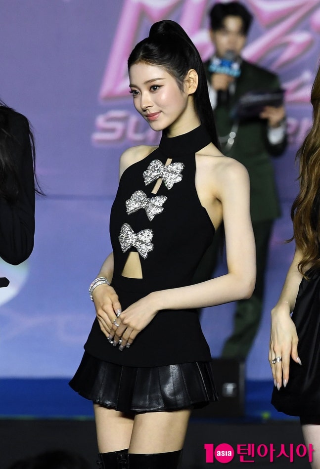 [Official] How pretty is she? Anna Meow, the first K-pop idol to become Chloe's global ambassador.