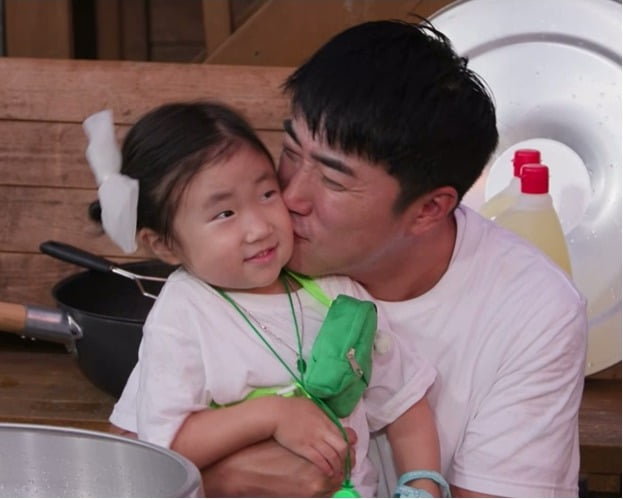 <b>장동민</b>, 3살 <b>딸</b> 조련에 동공 지진 일으켰다…말까지 더듬더듬('<b>슈돌</b>')